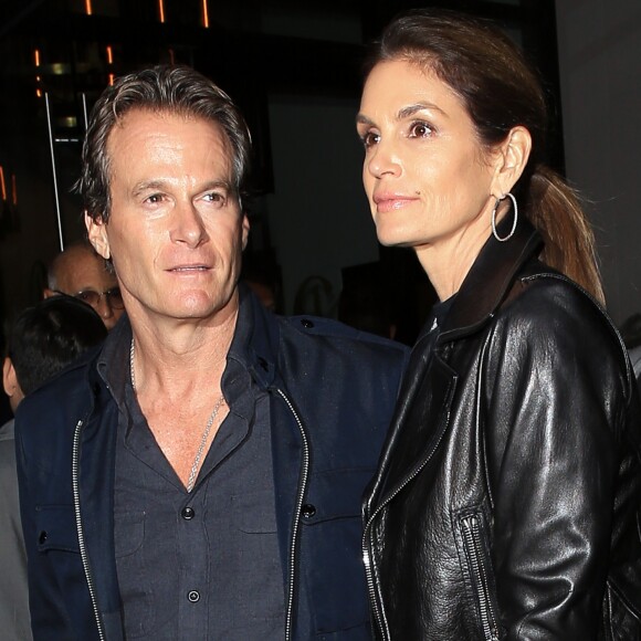 Cindy Crawford et son mari Rande Gerber sortent du restaurant Catch à West Hollywood le 18 novembre 2016