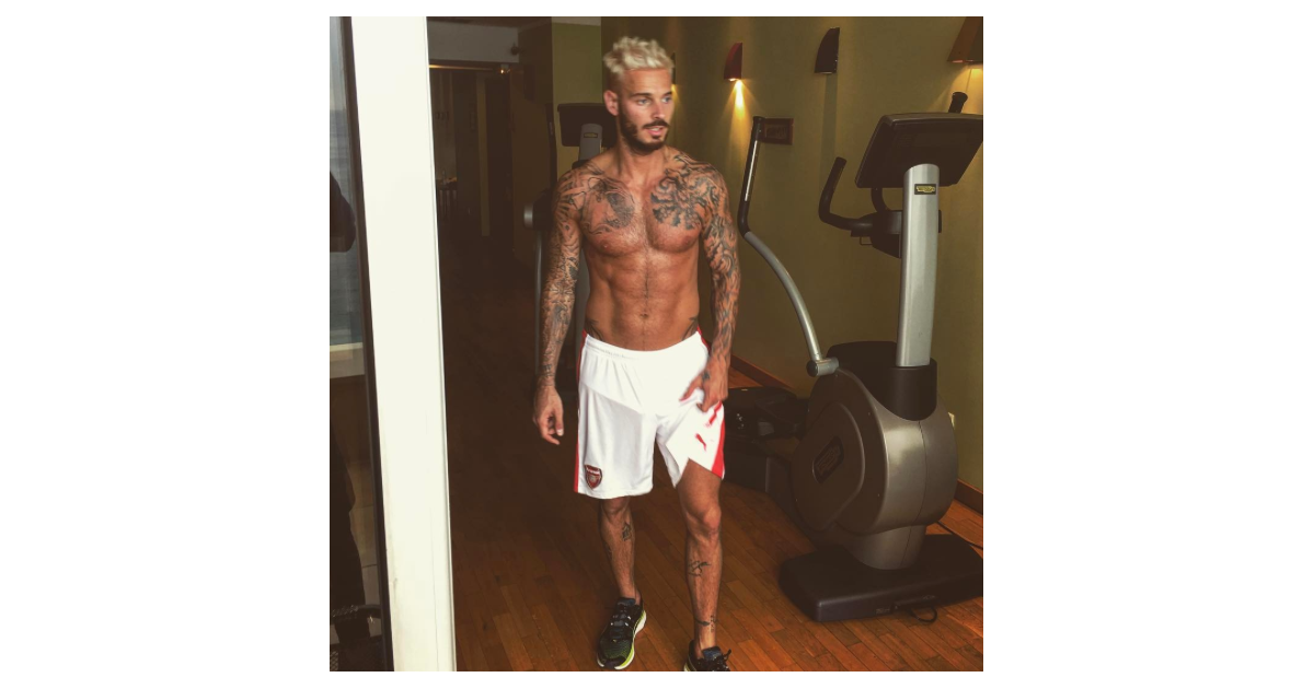 M Pokora Le Coach De The Voice 6 Exhibe Son Torse Musclé Purepeople