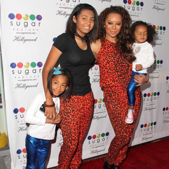 Mel B, Angel Iris Murphy Brown, Phoenix Chi, Madison Belafonte lors de l'ouverture de la Sugar Factory a Hollywood le 13 Novembre 2013
