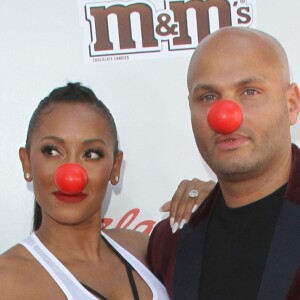 Melanie Brown (Mel B) et son mari Stephen Belafonte à la journée Red Nose Day Special au théâtre The Alfred Hitchcock à Universal City, le 26 mai 2016