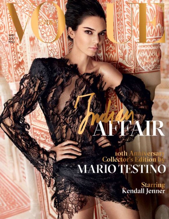 Kendall Jenner en couverture du nouveau numéro de Vogue India. Photo par Mario Testino.