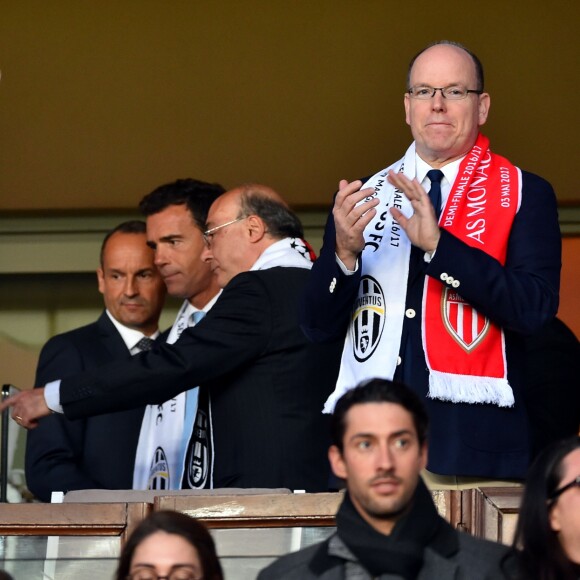 La princesse Charlène de Monaco et le prince Albert II de Monaco lors de la demi-finale aller de la Ligue des Champions entre l'AS Monaco et la Juventus de Turin au stade Louis II à Monaco le 3 mai 2017 (0-2). © Bruno Bebert/Bestimage