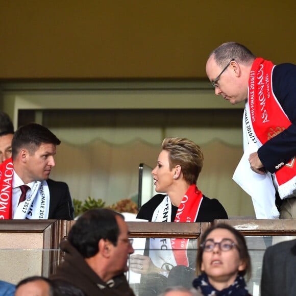 Gareth Wittstock, sa soeur la princesse Charlene de Monaco et le prince Albert II de Monaco lors de la demi-finale aller de la Ligue des Champions entre l'AS Monaco et la Juventus de Turin au stade Louis II à Monaco le 3 mai 2017 (0-2). © Bruno Bebert/Bestimage