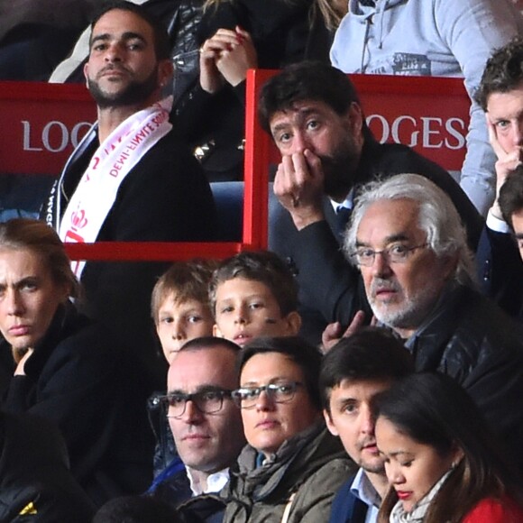 Andrea Agnelli, le président de la Juventus, Lavinia Borromeo, ses enfants, Flavio Briatore, Sami Khedira lors de la demi-finale aller de la Ligue des Champions entre l'AS Monaco et la Juventus de Turin au stade Louis II à Monaco le 3 mai 2017 (0-2).