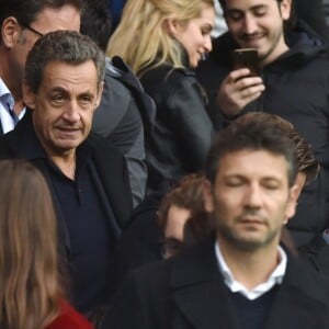 Nicolas Sarkozy - Célébrités dans les tribunes du parc des princes lors du match de football de ligue 1 PSG-Bastia le 6 mai 2017.