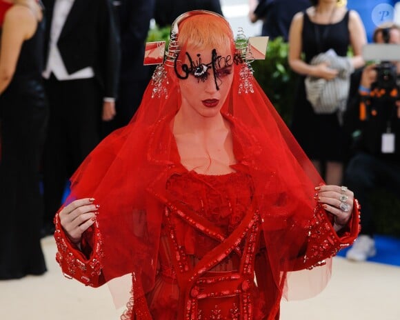 Katy Perry au MET 2017 Costume Institute Gala sur le thème de "Rei Kawakubo/Comme des Garçons: Art Of The In-Between" à New York. Le 1er mai 2017 © Christopher Smith / Zuma Press / Bestimage