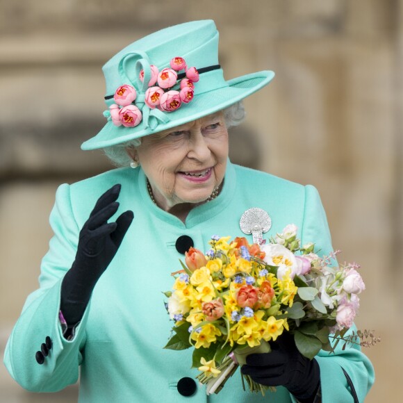 La reine Elizabeth II d'Angleterre - La famille royale britannique assiste à la messe de Pâques à la chapelle Saint-Georges de Windsor, le 16 avril 2017