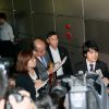 Kei Komuro, compagnon de la princesse Mako d'Akishino, sollicité par les médias le 17 mai 2017 à Tokyo après la révélation de leurs fiançailles prochaines.