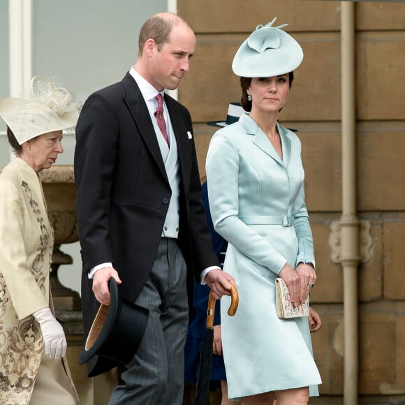 Le prince William et Kate Middleton, duchesse de Cambridge, lors de la première garden party de 2017 dans les jardins du palais de Buckingham, le 16 mai 2017 à Londres.