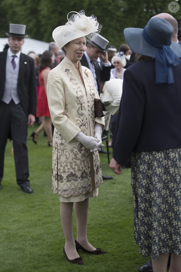 La princesse Anne lors de la première garden party de 2017 dans les jardins du palais de Buckingham, le 16 mai 2017 à Londres.