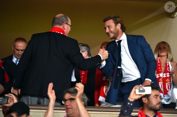 Le pricne Albert II de Monaco et Pierre Casiraghi en liesse lors de la victoire (2-0, contre l'AS Saint-Etienne) et du sacre de l'AS Monaco, sacré champion de France le 17 mai 2017 au Stade Louis-II © Bruno Bebert/Bestimage