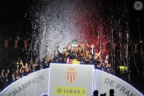 Les joueurs de l'AS Monaco ont fêté leur titre de champions de France de Ligue 1 à l'issue du match contre l'AS Saint-Etienne (2-0) le 17 mai 2017 au Stade Louis-II. © Bruno Bebert/Bestimage