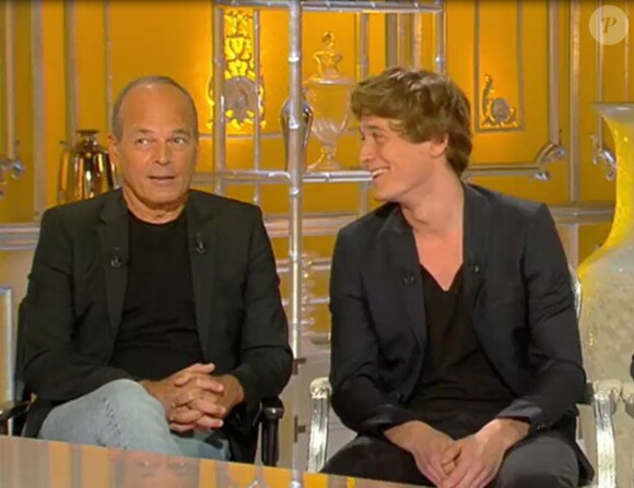 Laurent Baffie et son fils Benjamin sur le plateau de Salut les Terriens ! sur C8 le 20 mai 2017.