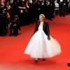 Elisabeth Moss - Montée des marches du film "The Square" lors du 70ème Festival International du Film de Cannes. Le 20 mai 2017. © Borde-Jacovides-Moreau / Bestimage