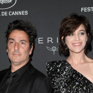 Charlotte Gainsbourg et son compagnon Yvan Attal - Le Festival de Cannes et le groupe Kering organisent le dîner de la présidence en l'honneur du programme "Women in Motion", qui récompense les femmes de l'industrie du cinéma lors du 70ème Festival International du Film de Cannes, France, le 21 mai 2017. © Kering/Bestimage