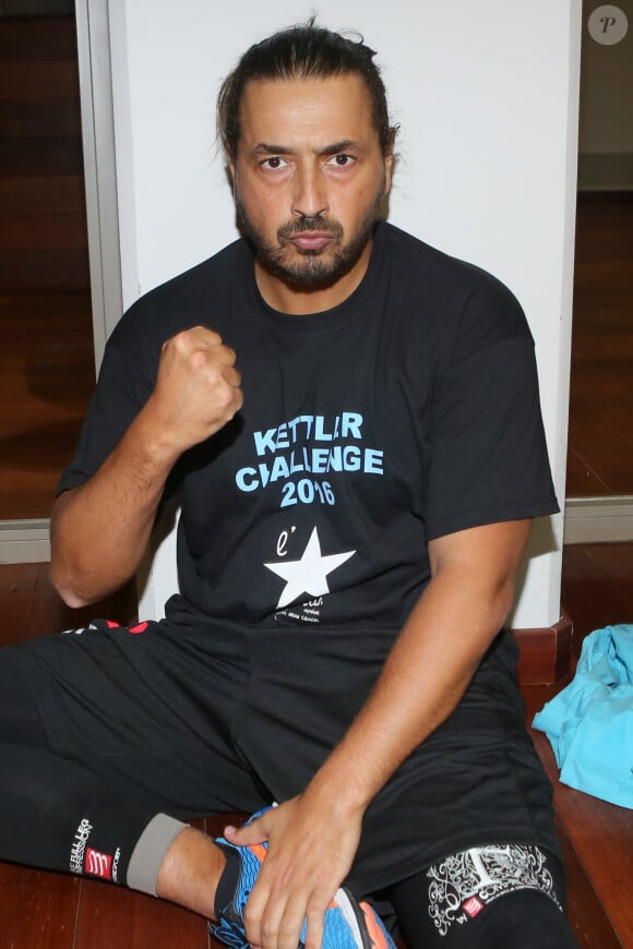 Semi-exclusif - Moundir Zoughari - Soirée caritative "Kettler Challenge 2016" en faveur de l'association "l'Etoile de Martin" au stade Jean Bouin à Paris le 21 novembre 2016. © CVS/Bestimage