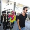 Bella Thorne arrive à l'aéroport de LAX accompagnée de son compagnon Scott Disick et de sa soeur Dani Thorne pour prendre l’avion en direction de Cannes, le 22 mai 2017