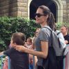 Angelina Jolie avec ses enfants à Disney, Anaheim, le 26 mai 2017