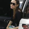 Exclusif - Angelina Jolie est allée diner avec ses enfants Pax, Zahara, Vivienne et Knox et son père Jon Voight à Beverly Hills. Le 15 mai 2017