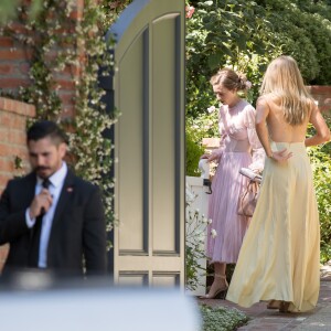 Ambiance et arrivées des invités au mariage de Miranda Kerr et Evan Spiegel à Los Angeles le 27 mai 2017