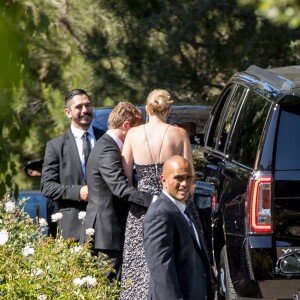 Ambiance et arrivées des invités au mariage de Miranda Kerr et Evan Spiegel à Los Angeles le 27 mai 2017