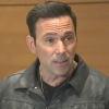 Jason David Frank en conférence de presse au Comic Con de Phoenix après l'arrestation jeudi 25 mai d'un homme qui voulait l'assassiner. (conférence de presse organisée le vendredi 26 mai 2017).