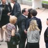 Exclusif - François Hollande aux cotés de son père George Hollande et de son fils Thomas Hollande, a accompagné son frère aîné Philippe Hollande pour son dernier voyage au funérarium de Cannes à 12h00 le 22 mai 2017.