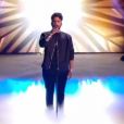 Slimane, gagnant de The Voice 5, est venu interpréter son nouveau titre  J'en suis là  lors de la finale de  The Voice 6  sur TF1 le 10 juin 2017.