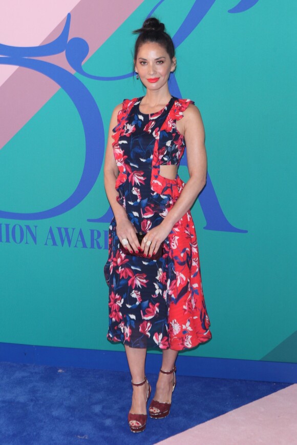 Olivia Munn assiste aux CFDA Fashion Awards 2017 au Hammerstein Ballroom. New York, le 5 juin 2017.