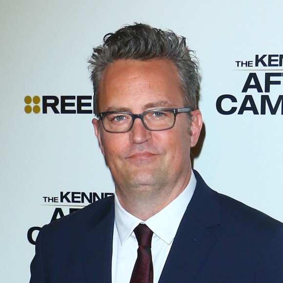 Matthew Perry à la première de The Kennedys - After Camelot au Paley Center For Media à Beverly Hills, le 15 mars 2017 © CPA/Bestimage