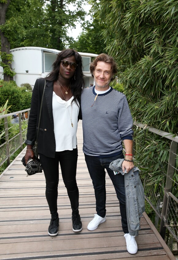 Thierry Frémont et sa femme Gina (enceinte) au village des Internationaux de Tennis de Roland Garros à Paris le 7 juin 2017 © Cyril Moreau-Dominique Jacovides/Bestimage