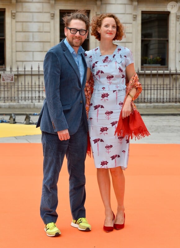 Le créateur de mode Rupert Sanderson et Rowan Routh - Vernissage de la Summer Exhibition de la Royal Academy of Arts à Burlington House. Londres le 7 juin 2017.