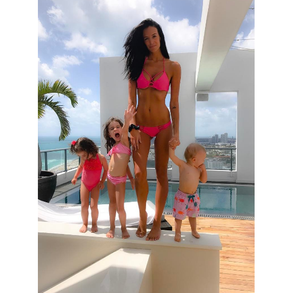 Jade Lagardere et ses enfants - Photo publiée sur Instagram le 12 avril 2017