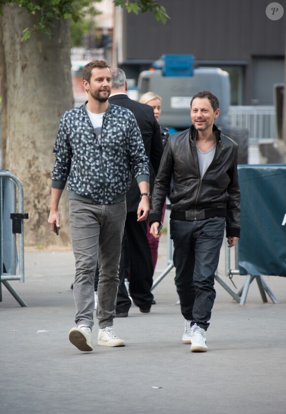 Exclusif - Marc-Olivier Fogiel et son mari François Roelants - Arrivée des people au concert de Mika à l'AccorHotels Arena à Paris, le 27 mai 2016.