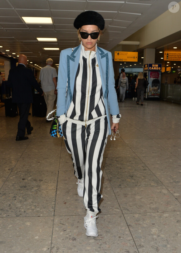 Rita Ora arrive à l'aéroport Heathrow de Londres, Royaume Uni, le 14 juin 2017. © CPA/Bestimage