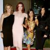 Felicity Huffman, Marcia Cross, Eva Longoria et Teri Hatcher lors de la première de la série Desperate Housewives à Beverly Hills, le 10 avril 2004.