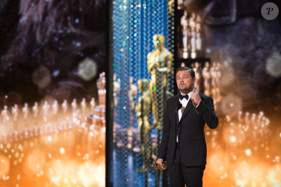 Leonardo DiCaprio (Oscar du meilleur acteur pour le film "The Revenant") - Intérieur - 88e cérémonie des Oscars à Hollywood, le 28 février 2016.