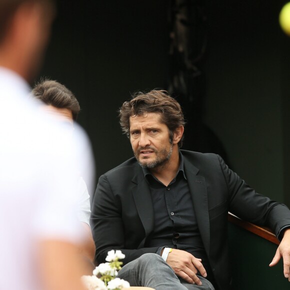 Bixente Lizarazu - Les célébrités dans les tribunes lors des internationaux de France de Roland-Garros à Paris, le 2 juin 2017. © Dominique Jacovides-Cyril Moreau/Bestimage  Celebrities attend Roland Garros 2017 French Open in Paris. June 2nd, 2017.03/06/2017 - Paris