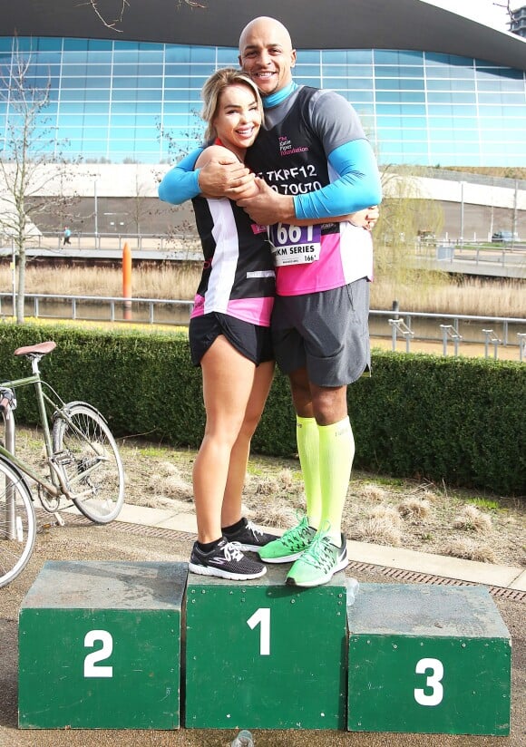 Katie Piper et son mari Richard Sutton - Katie Piper participe à une course à pied en faveur de sa fondation au parc olympique Reine Elisabeth à Londres le 4 mars 2017.