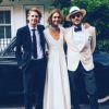 Theodore Muse et les mariés, sa grande soeur Arizona Muse et Boniface Verney-Carron. Londres, le 17 juin 2017.