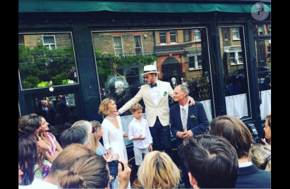 Mariage d'Arizona Muse et Boniface Verney-Carron à Londres. Le 17 juin 2017.