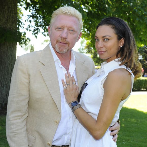 Boris Becker et sa femme Lilly Becker assistent au grand prix hippique "Frühjahrs" à Baden Baden le 27 mai 2017.