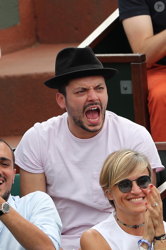 Kev Adams - People dans les tribunes lors de la finale homme des Internationaux de Tennis de Roland-Garros à Paris le 11 juin 2017. © Dominique Jacovides-Cyril Moreau/Bestimage
