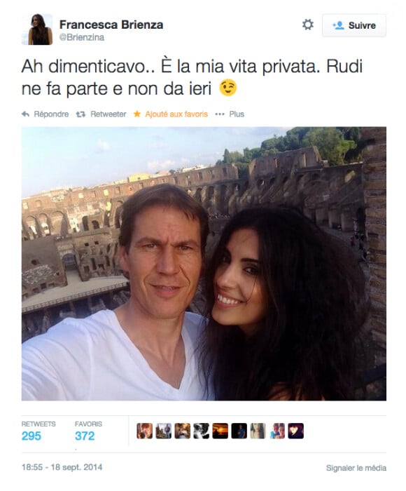 Rudi Garcia et Francesca Brienza officialisaient en septembre 2014 leur relation de couple par le biais de cette photo. 