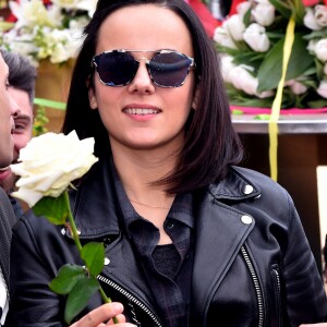 Alizée - La troupe de Danse avec les Stars participe à la 4ème bataille de Fleurs dans le cadre du Carnaval 2016 à Nice le 24 février 2016.