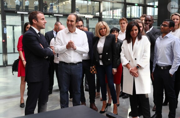 Emmanuel Macron et sa femme Brigitte Macron (Trogneux), Xavier Niel et sa compagne Delphine Arnault, Anne Hidalgo inaugurent le plus grand incubateur de start-up au monde, Station F à Paris le 29 juin 2017. © Sébastien Valiela/Bestimage