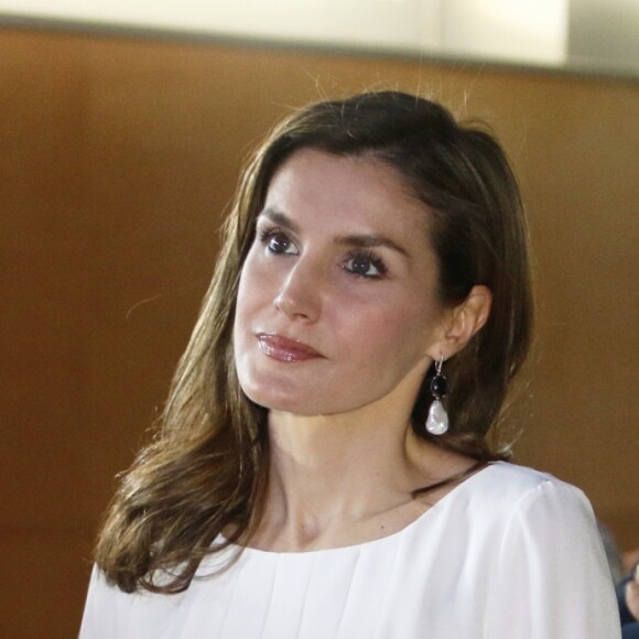 La reine Letizia et le roi Felipe VI d'Espagne lors de la 4ème édition de "como educar el talento emprendedor" à Gérone le 30 juin 2017.