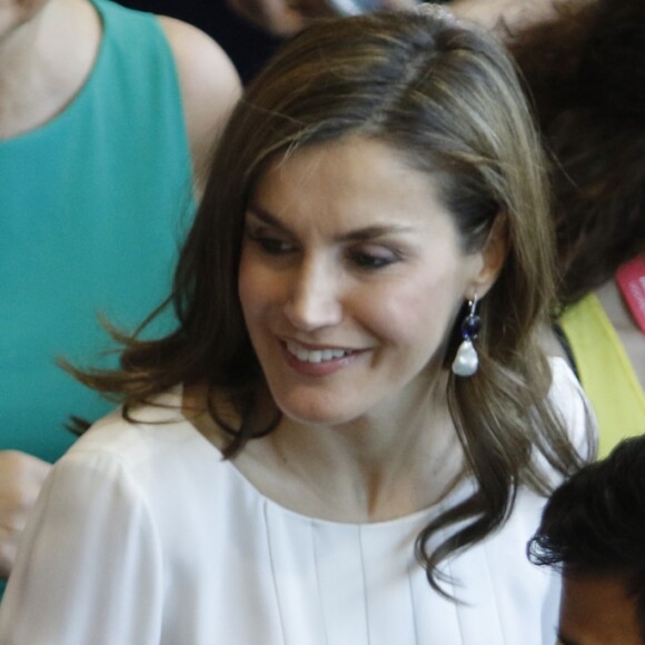 La reine Letizia et le roi Felipe VI d'Espagne lors de la 4ème édition de "como educar el talento emprendedor" à Gérone le 30 juin 2017.