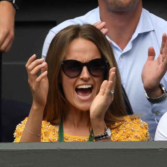 Kim Murray (Sears), la femme d'Andy Murray, lors de la finale hommes Andy Murray contre Milos Raonic du tournoi de tennis de Wimbledon à Londres, le 10 juillet 2016.