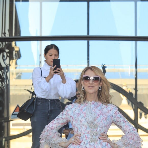 Céline Dion à la sortie du défilé de mode Haute-Couture "Giambattista Valli" collection Automne-Hiver 2017/2018 au Petit Palais à Paris, France, le 3 juillet 2017.
